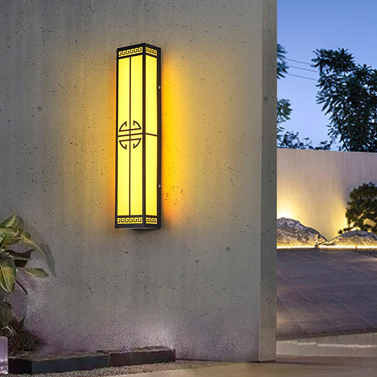 Serenelle Alabaster Metal Outdoor Wall Lamp