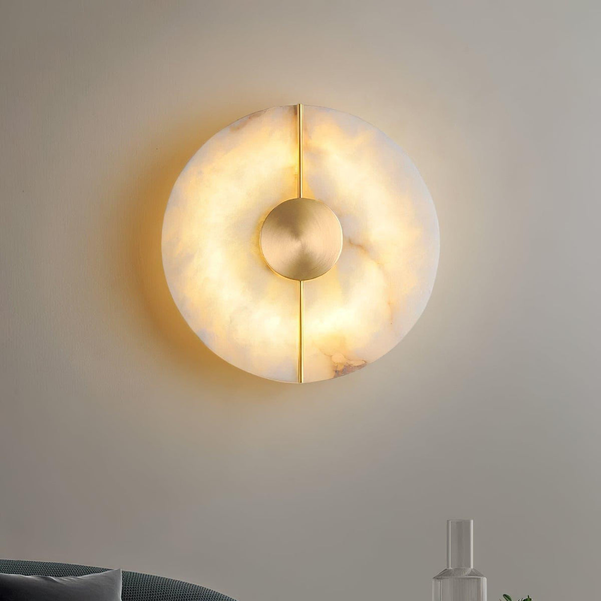 Dovaire Vintage Alabaster Brass Wall Lamp