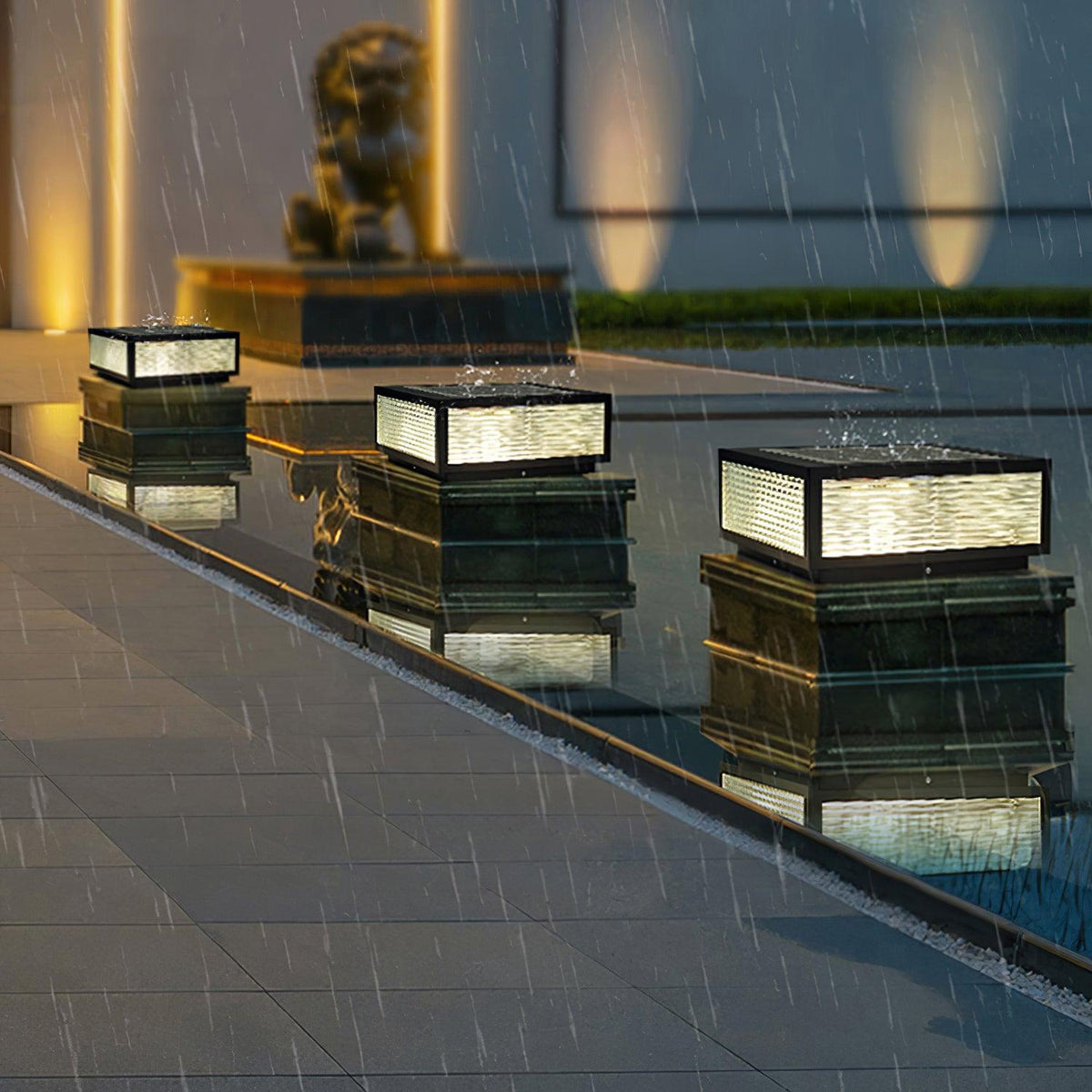 Mistrielle Glass Outdoor Garden Light