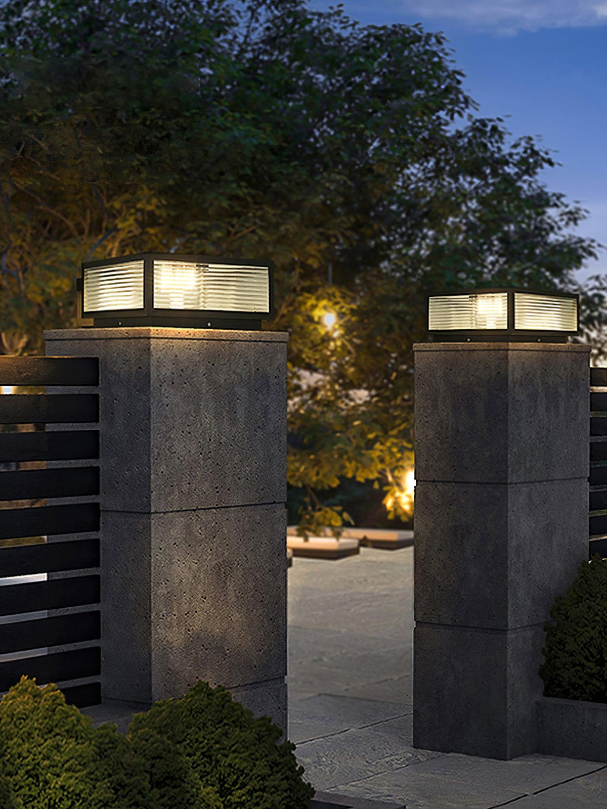 Mistrielle Glass Outdoor Garden Light