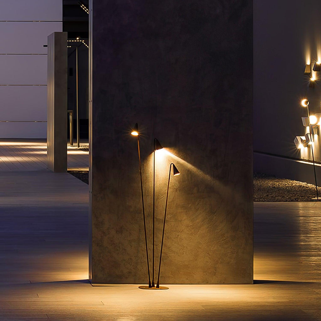 Nivorine Aluminum Bellflower Outdoor Floor Lamp