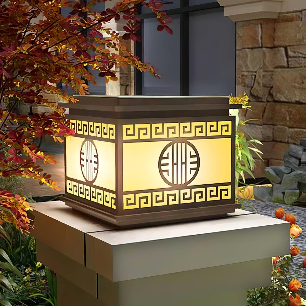 Jaspielle Metal Solar Outdoor Garden Light
