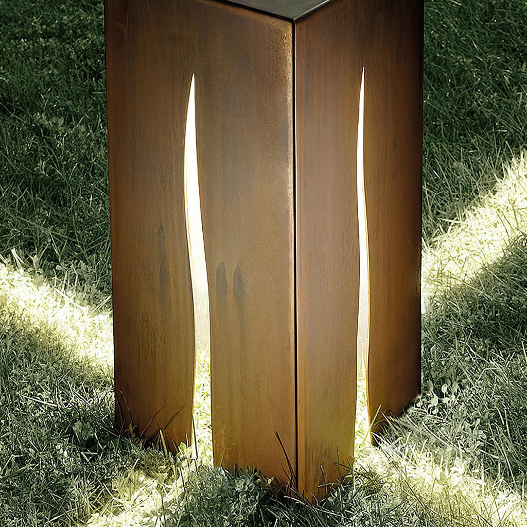Giraselle Rustic Metal Cube Outdoor Garden Light