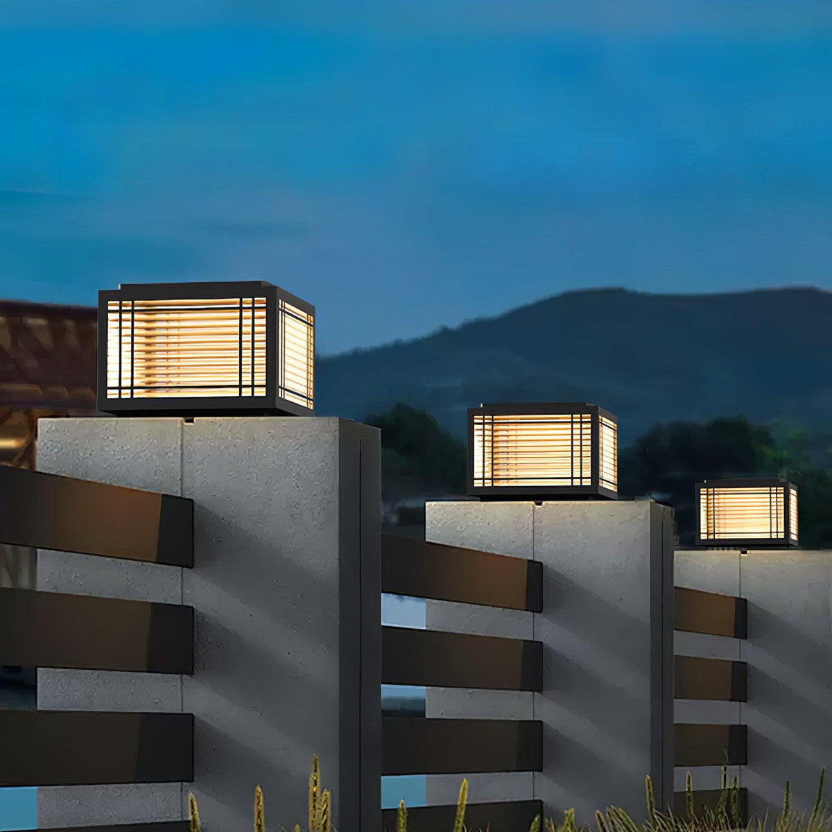 Estavere Metal Solar Outdoor Post Lamp