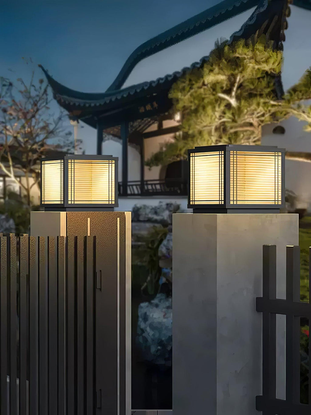 Estavere Metal Solar Outdoor Post Lamp
