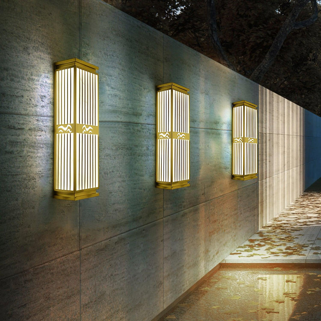 Bellorine Acrylic Outdoor Wall Lamp