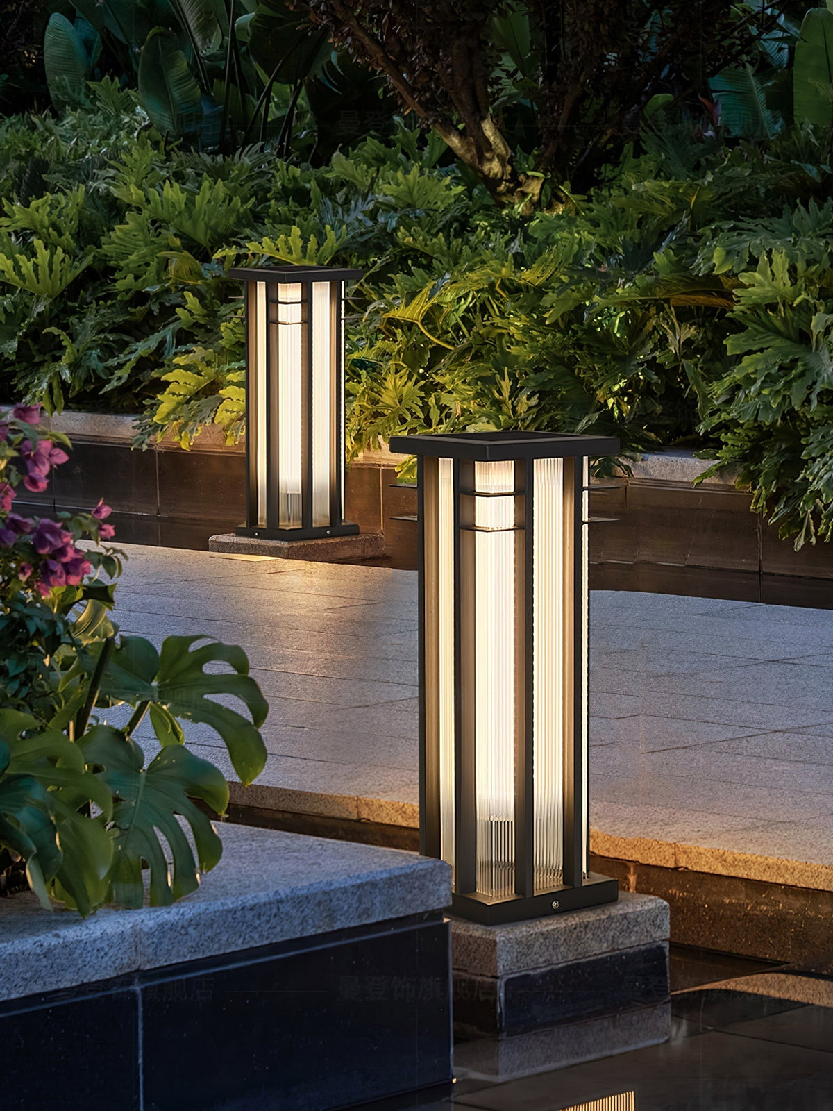 Aurevane Metal Double-Axis Outdoor Post Lamp