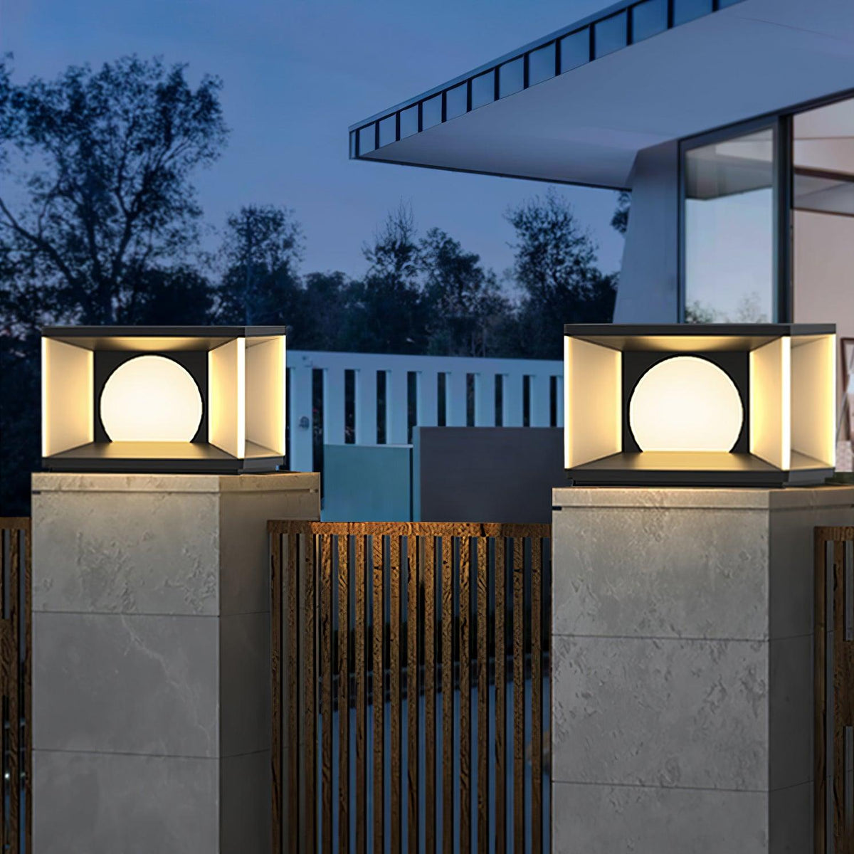 Zevaris Acrylic Cube Outdoor Post Lamp