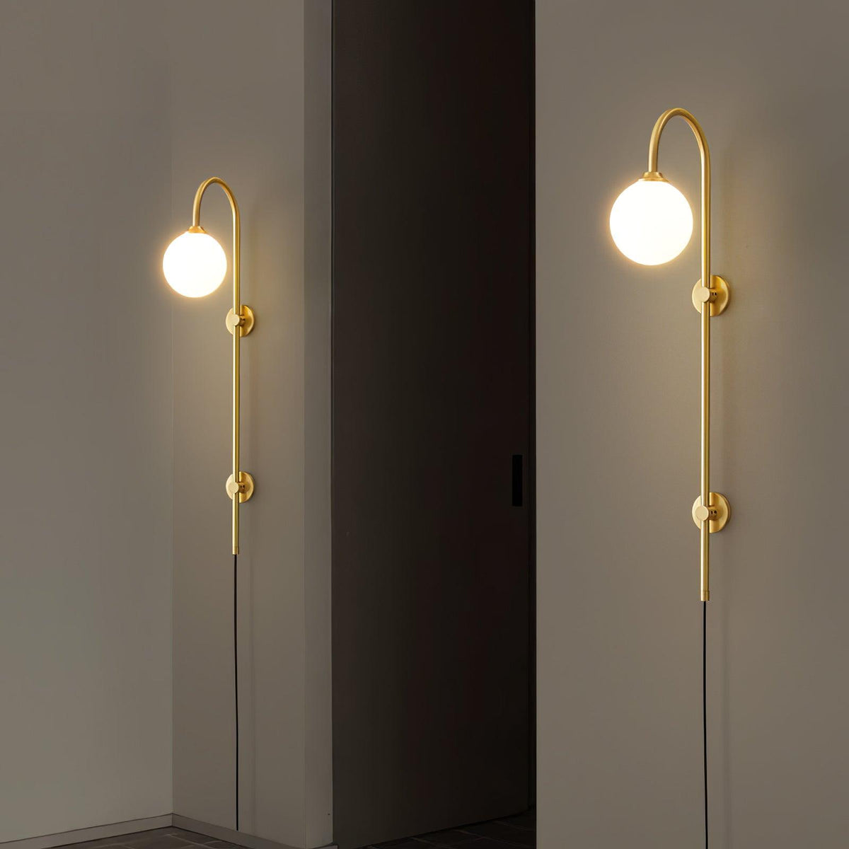 Ysoria Glass Globe Brass Wall Lamp