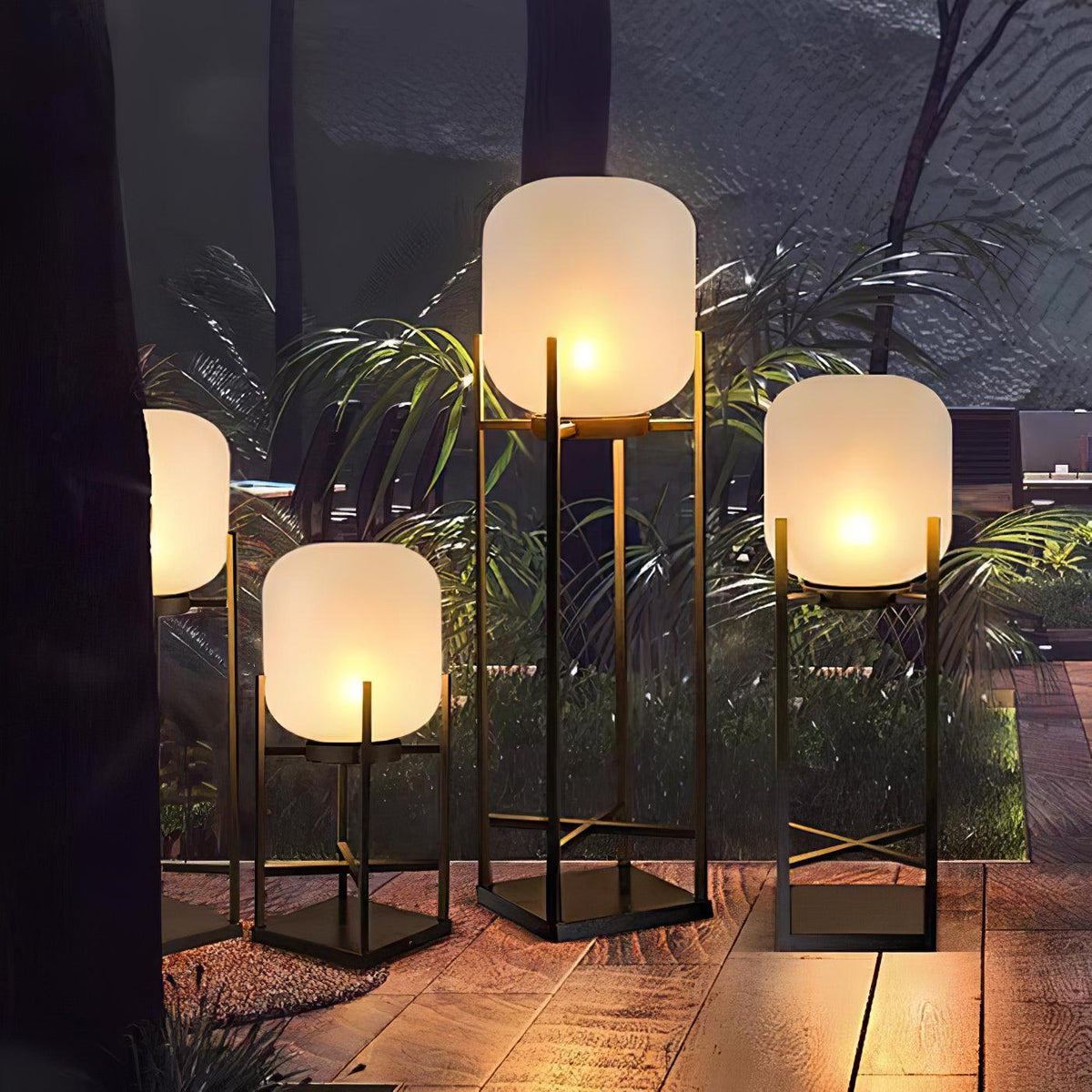 Praevora Glass Lantern Outdoor Floor Lamp