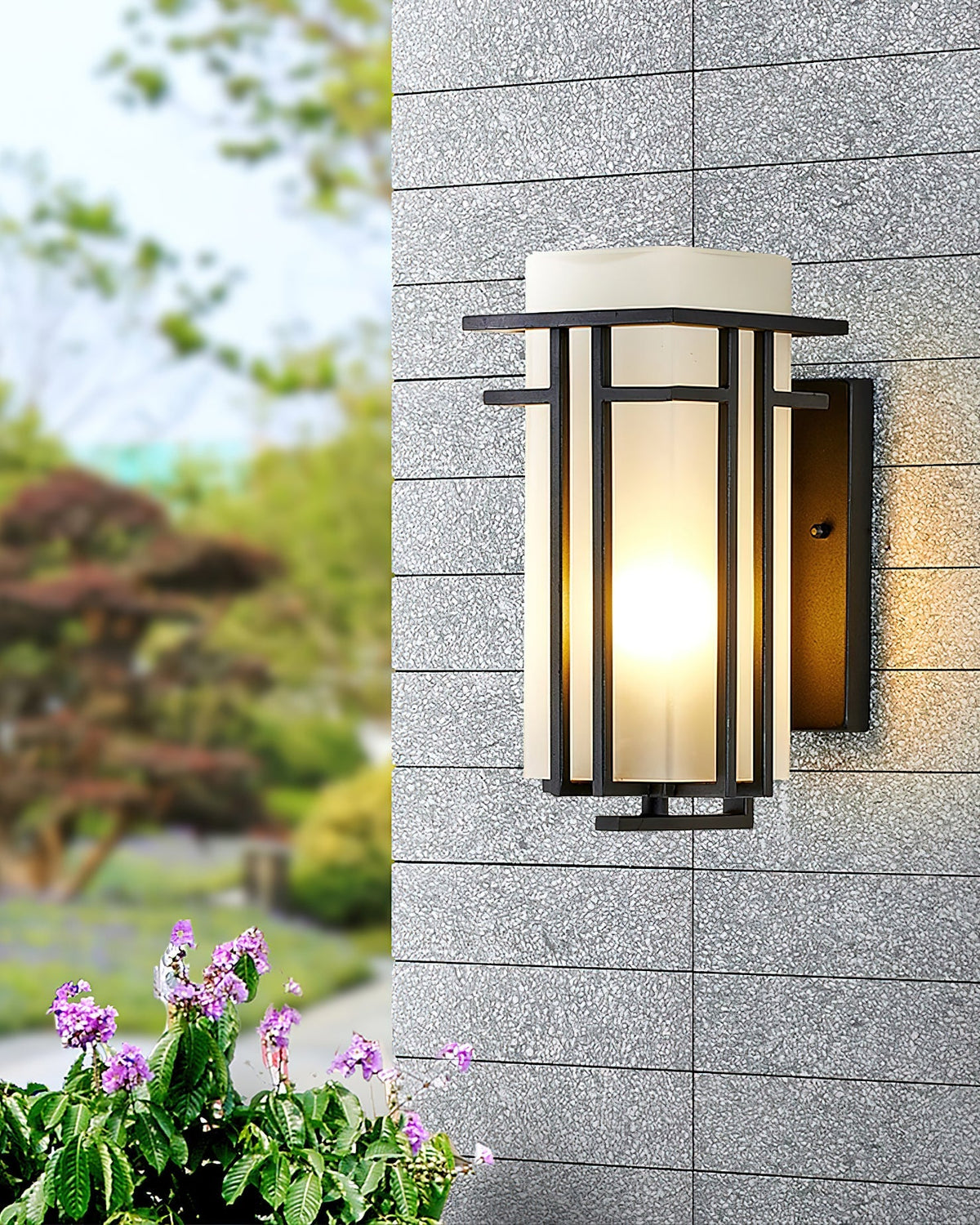 Lysavelle Vintage Iron Outdoor Wall Lamp