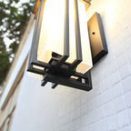 Lysavelle Vintage Iron Outdoor Wall Lamp