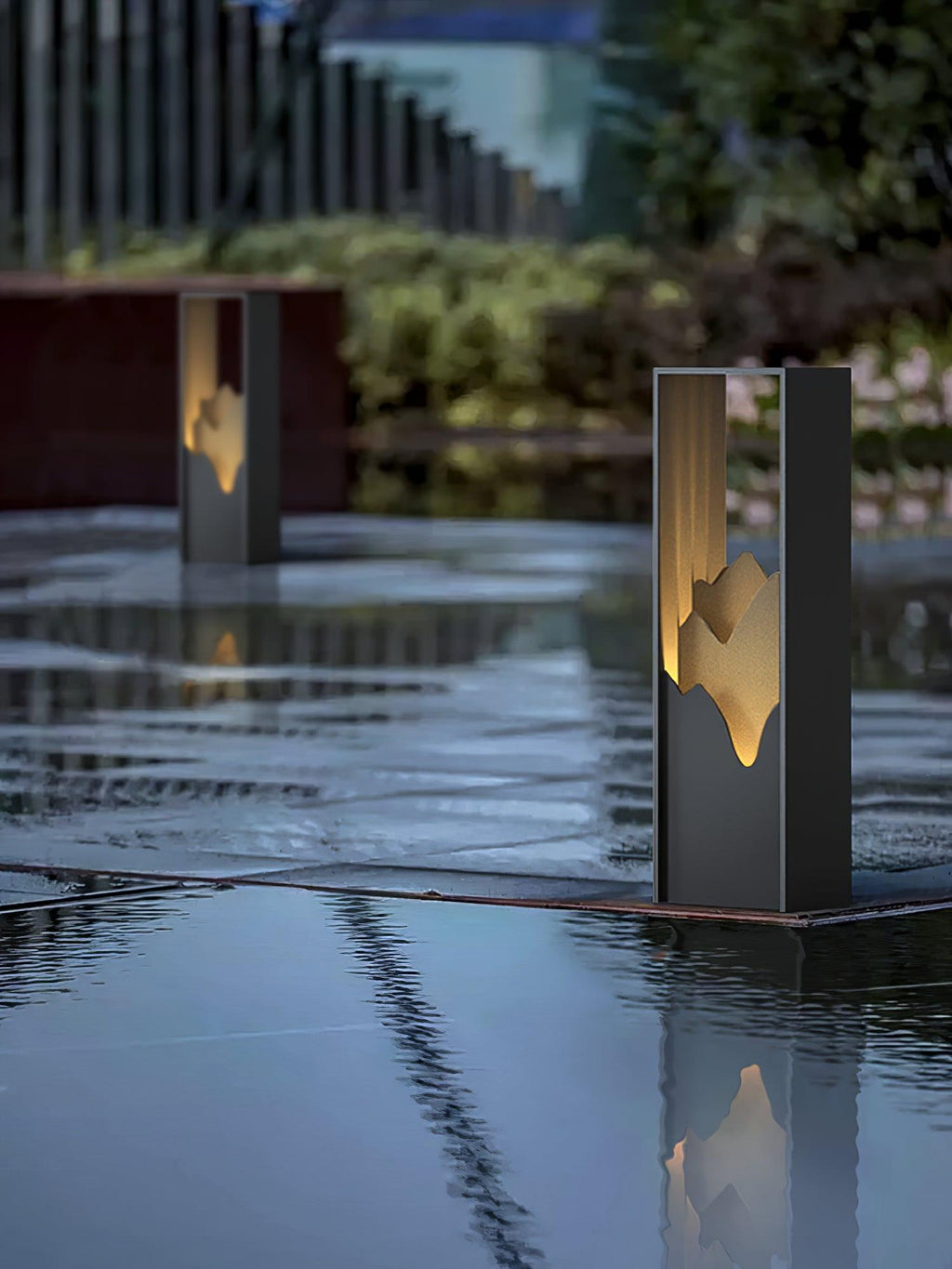 Koralune Acrylic Solar Outdoor Garden Light