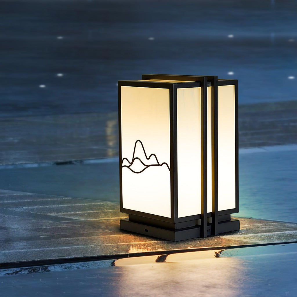Floravine Metal Mountain Outdoor Post Lamp