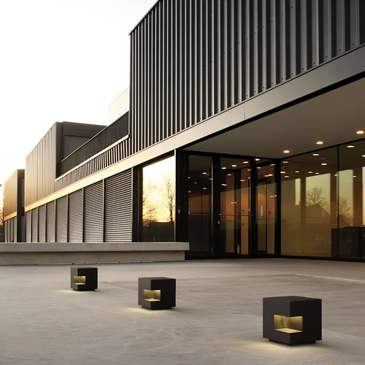 Asterelle Metal Cube Outdoor Post Lamp