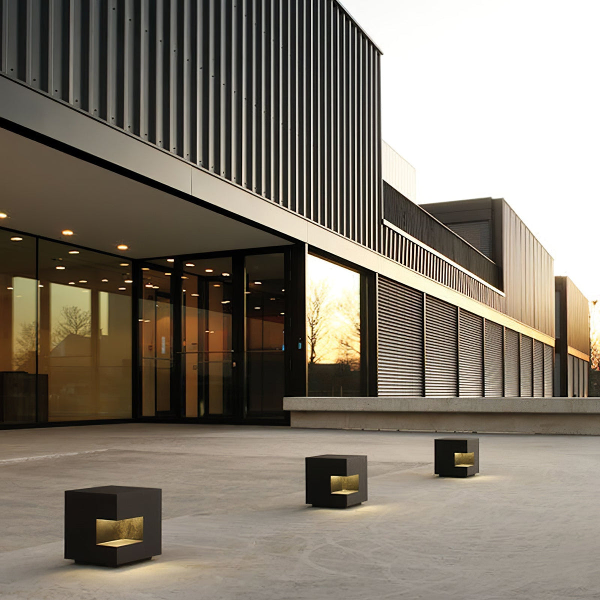 Asterelle Metal Cube Outdoor Post Lamp