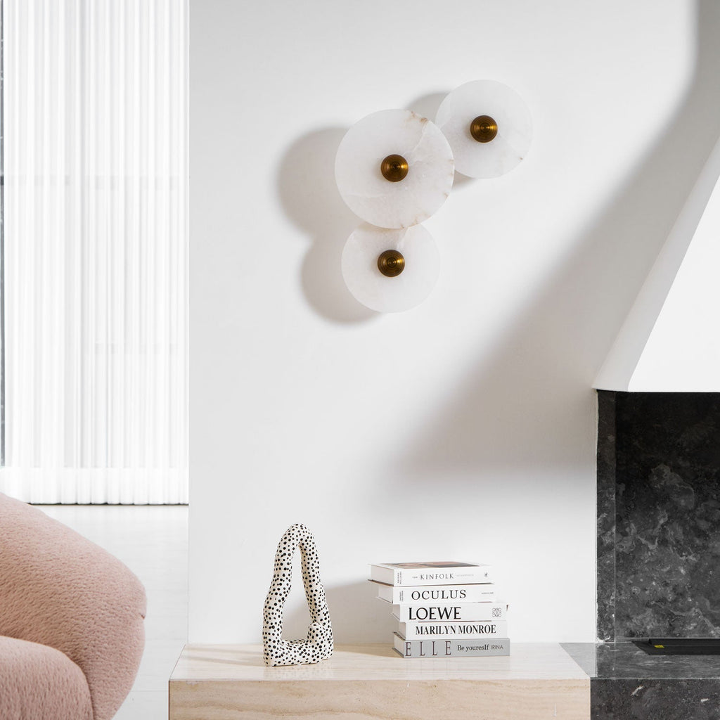 Galvessa Alabaster Wall Lamp