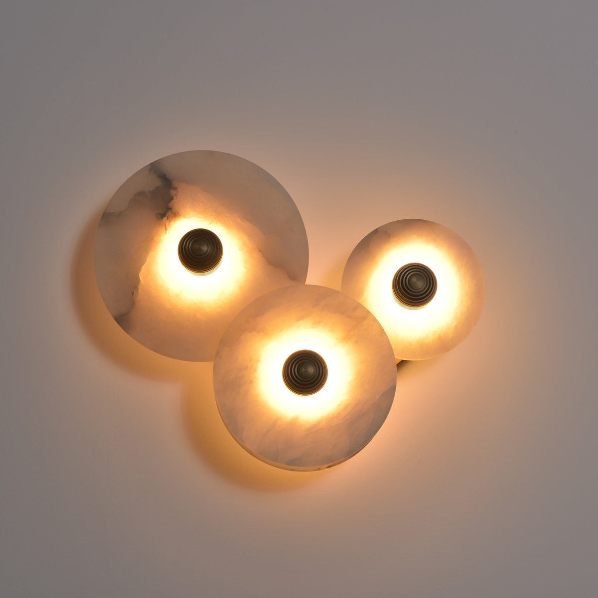 Galvessa Alabaster Wall Lamp