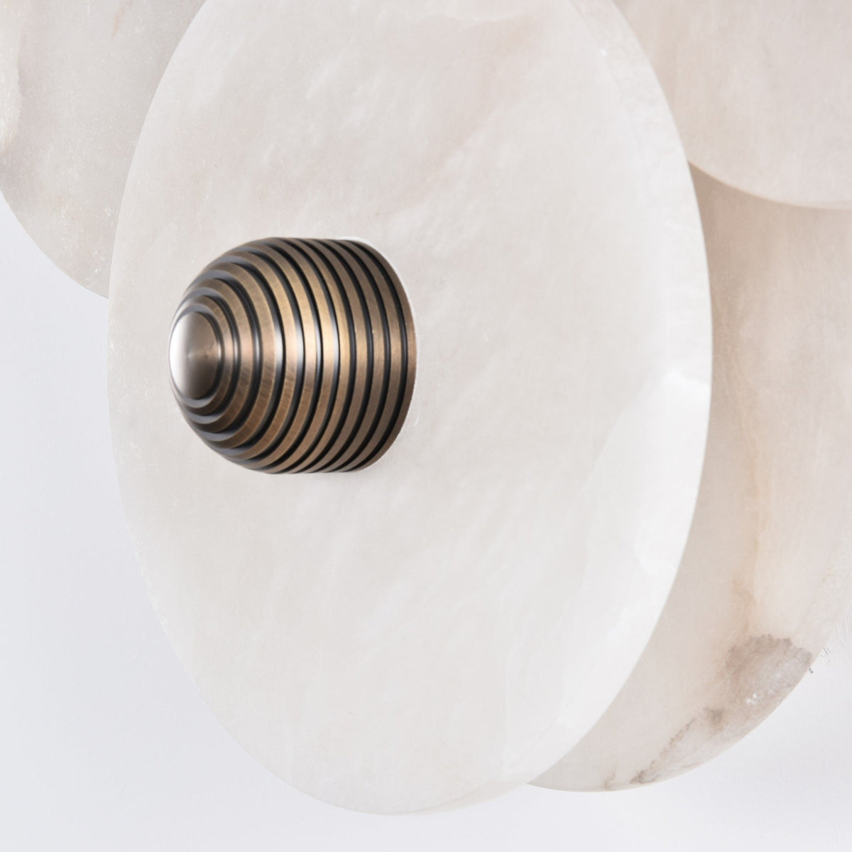 Galvessa Alabaster Wall Lamp