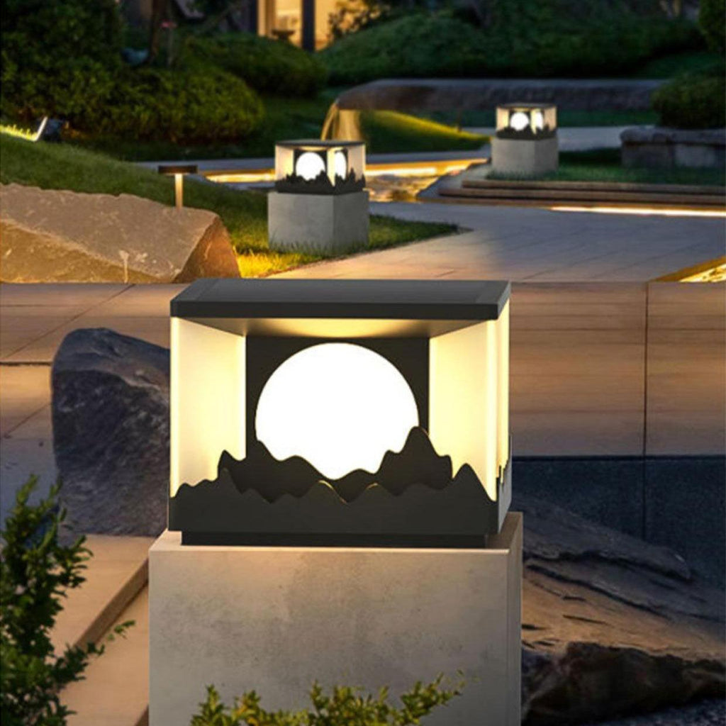 Ulmoria Metal Sunrise Outdoor Garden Light